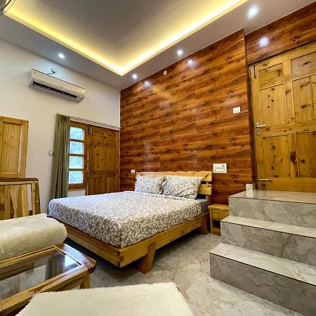 The Wild Yak Hotel Mandi Kültér fotó