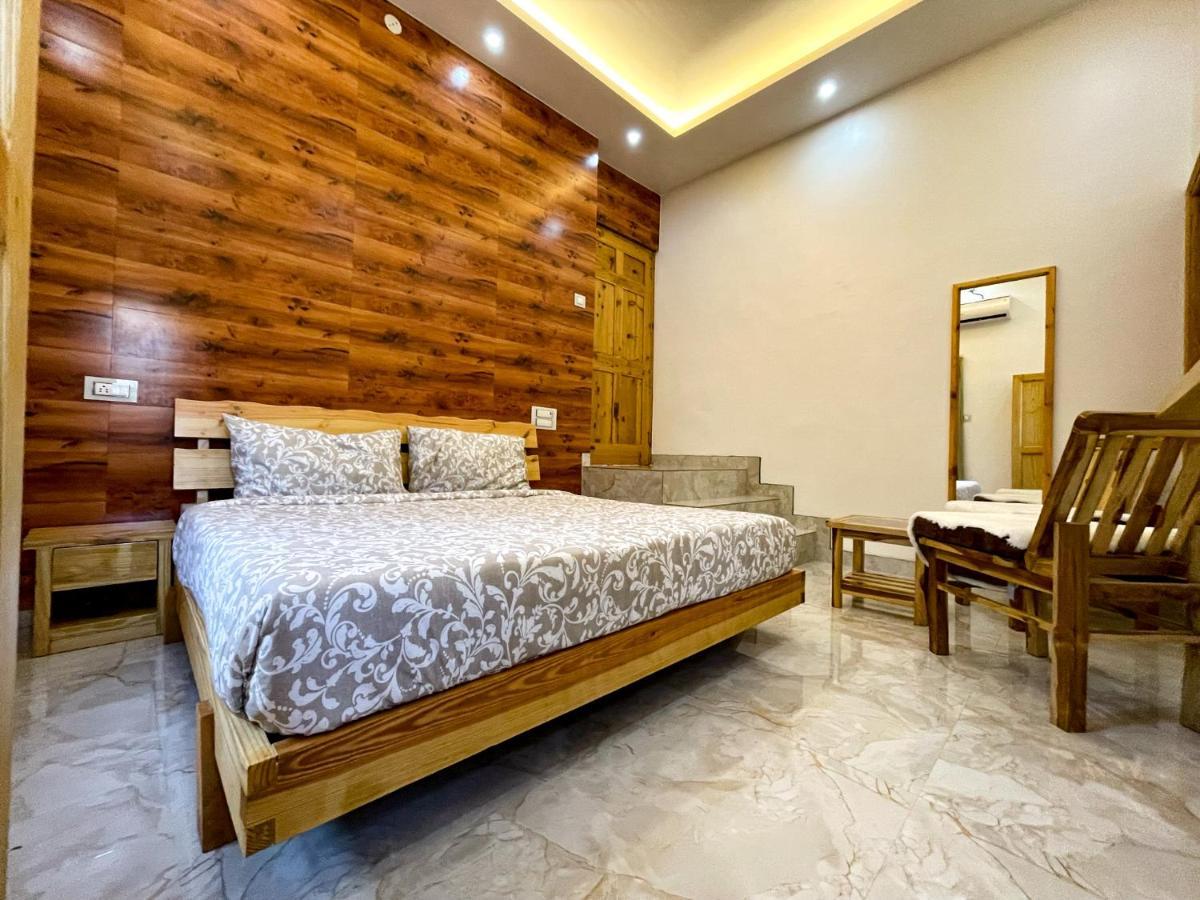 The Wild Yak Hotel Mandi Kültér fotó